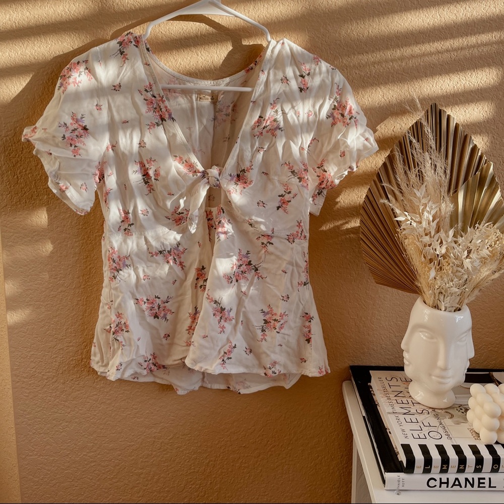 Floral Tie Front Blouse